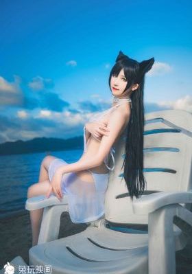 欧美巨大精品一区二区_DVD电视剧在线观看